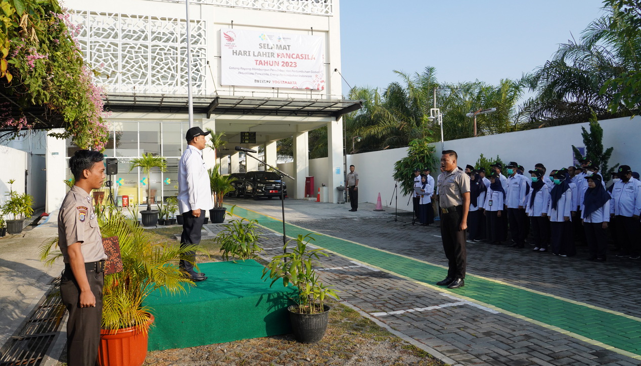 Upacara Peringatan Hari Lahir Pancasila Tahun 2023 BBTKLPP Yogyakarta